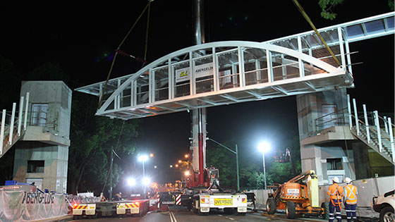 Beecroft overpass girder installation.